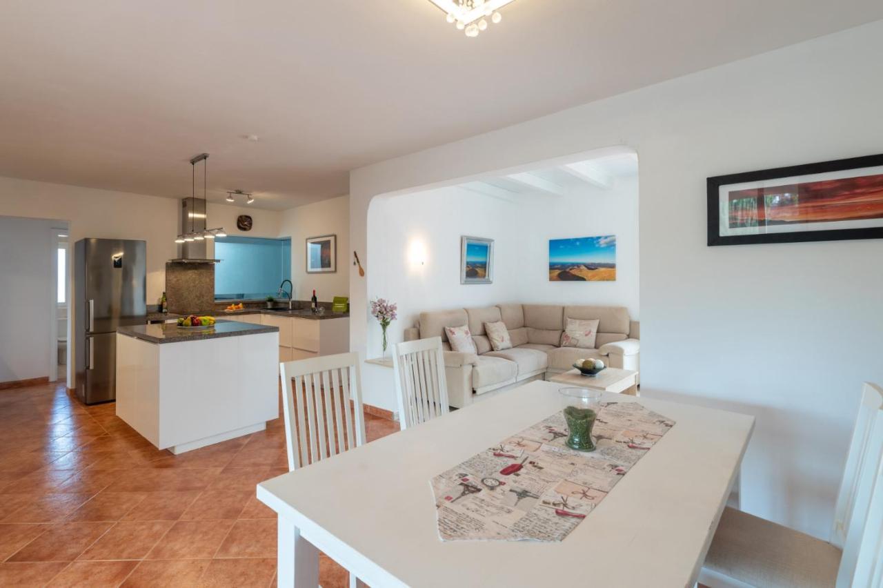 Villa Sarita Sol By Villa Plus Playa Blanca  Esterno foto