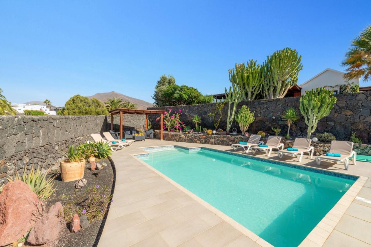 Villa Sarita Sol By Villa Plus Playa Blanca  Esterno foto